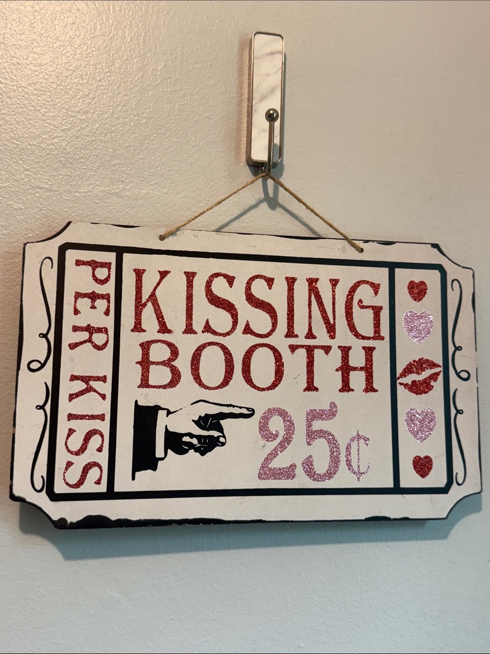 Kissing Booth Glitter Sign Red & Pink Sparkly Valentines Day Decor